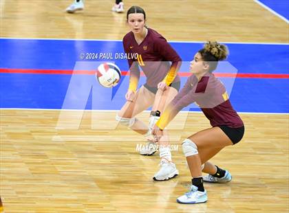 Thumbnail 3 in Thompson Valley vs. Windsor (CHSAA 4A 2nd Round) photogallery.