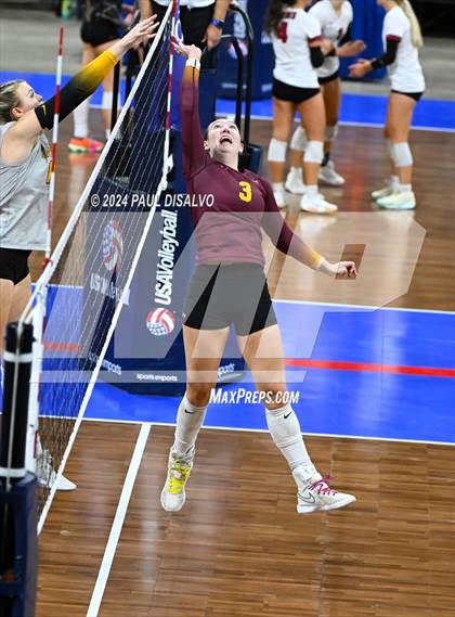 Thumbnail 2 in Thompson Valley vs. Windsor (CHSAA 4A 2nd Round) photogallery.