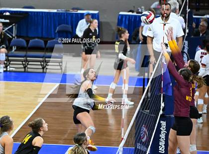 Thumbnail 1 in Thompson Valley vs. Windsor (CHSAA 4A 2nd Round) photogallery.