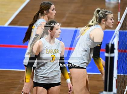Thumbnail 2 in Thompson Valley vs. Windsor (CHSAA 4A 2nd Round) photogallery.