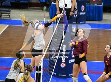 Thumbnail 3 in Thompson Valley vs. Windsor (CHSAA 4A 2nd Round) photogallery.