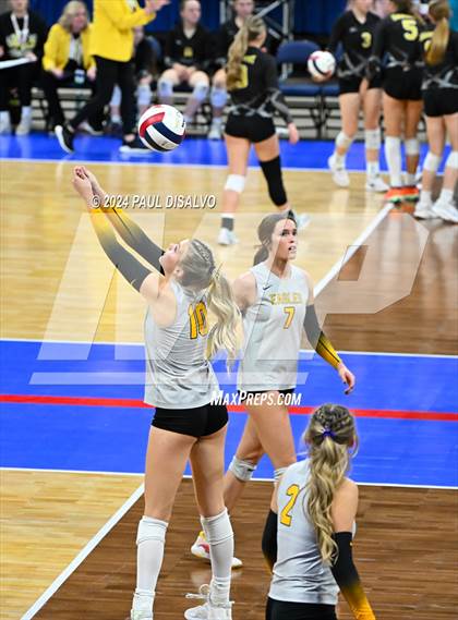 Thumbnail 2 in Thompson Valley vs. Windsor (CHSAA 4A 2nd Round) photogallery.