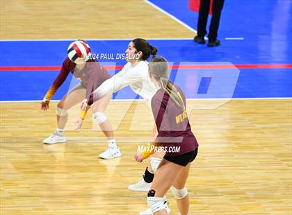 Thumbnail 1 in Thompson Valley vs. Windsor (CHSAA 4A 2nd Round) photogallery.