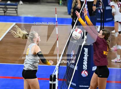 Thumbnail 2 in Thompson Valley vs. Windsor (CHSAA 4A 2nd Round) photogallery.