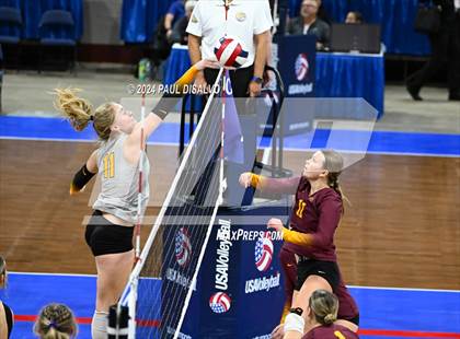 Thumbnail 1 in Thompson Valley vs. Windsor (CHSAA 4A 2nd Round) photogallery.