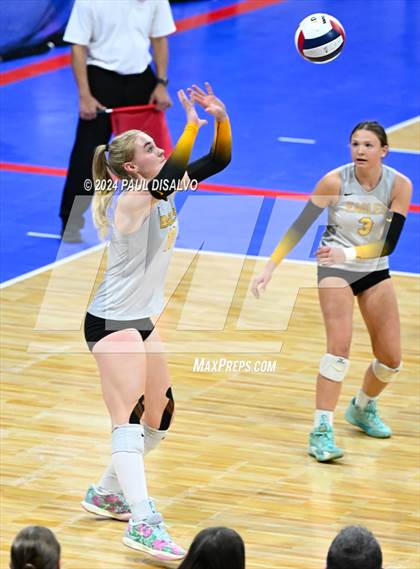 Thumbnail 3 in Thompson Valley vs. Windsor (CHSAA 4A 2nd Round) photogallery.