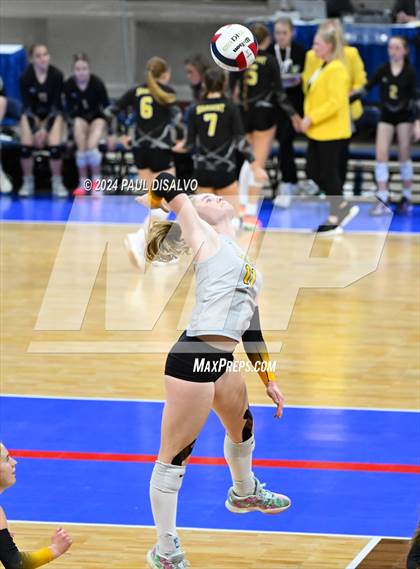 Thumbnail 3 in Thompson Valley vs. Windsor (CHSAA 4A 2nd Round) photogallery.