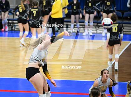 Thumbnail 2 in Thompson Valley vs. Windsor (CHSAA 4A 2nd Round) photogallery.