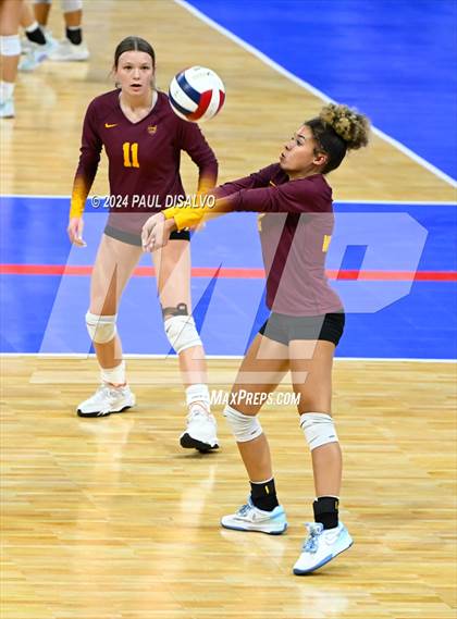 Thumbnail 1 in Thompson Valley vs. Windsor (CHSAA 4A 2nd Round) photogallery.