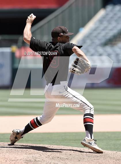 Thumbnail 3 in San Juan Hills vs Valley View photogallery.