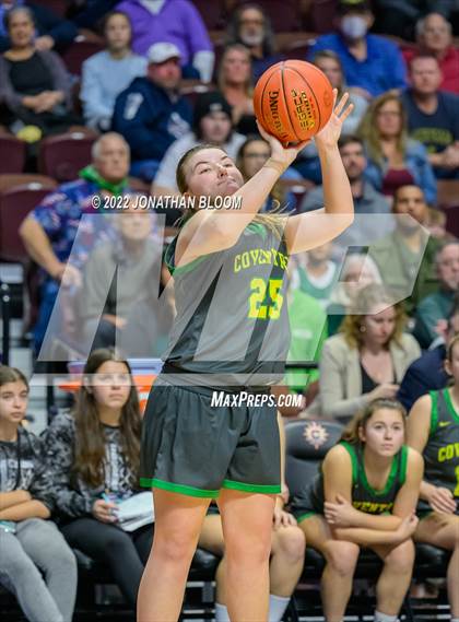 Thumbnail 2 in Thomaston vs. Coventry (CIAC Class S Final) photogallery.