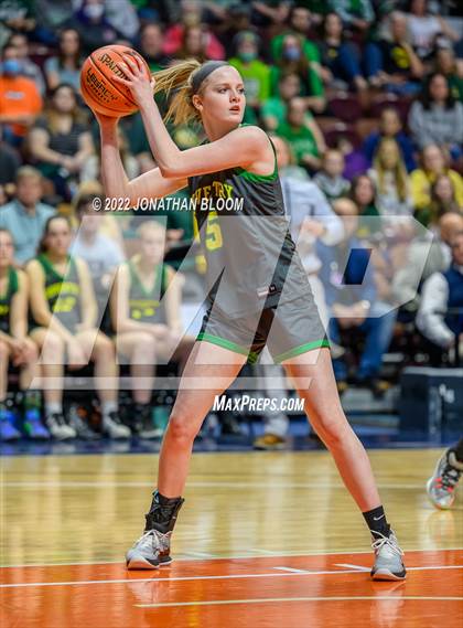 Thumbnail 1 in Thomaston vs. Coventry (CIAC Class S Final) photogallery.