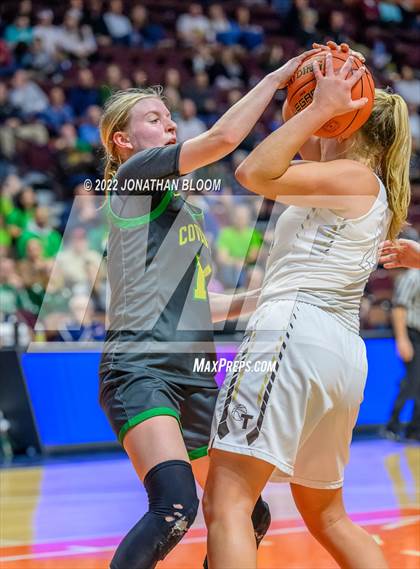 Thumbnail 3 in Thomaston vs. Coventry (CIAC Class S Final) photogallery.
