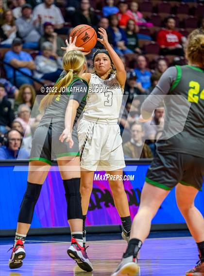 Thumbnail 3 in Thomaston vs. Coventry (CIAC Class S Final) photogallery.