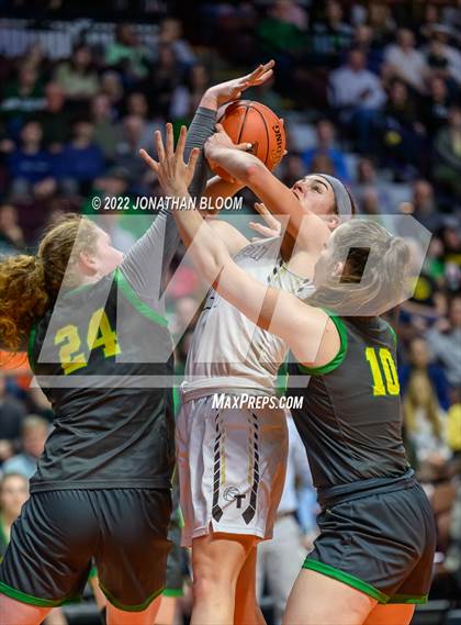 Thumbnail 2 in Thomaston vs. Coventry (CIAC Class S Final) photogallery.