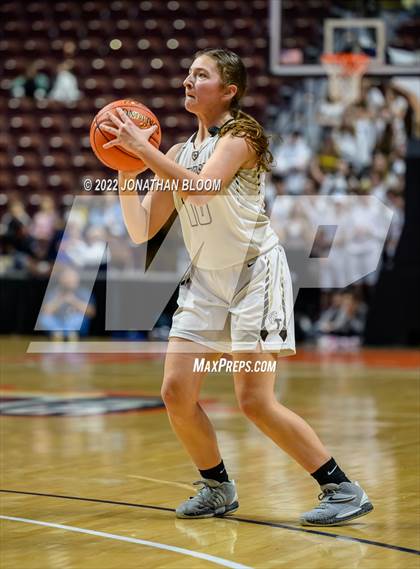 Thumbnail 1 in Thomaston vs. Coventry (CIAC Class S Final) photogallery.