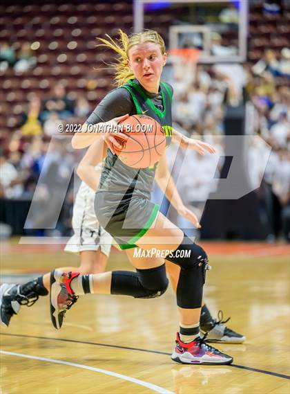 Thumbnail 3 in Thomaston vs. Coventry (CIAC Class S Final) photogallery.