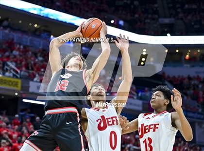 Thumbnail 2 in Fishers vs. Jeffersonville (IHSAA 4A Final) photogallery.