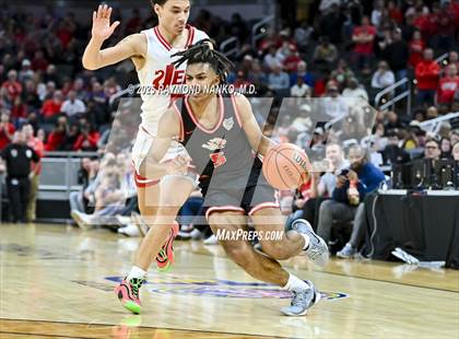 Thumbnail 2 in Fishers vs. Jeffersonville (IHSAA 4A Final) photogallery.