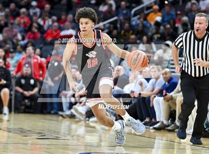 Thumbnail 1 in Fishers vs. Jeffersonville (IHSAA 4A Final) photogallery.