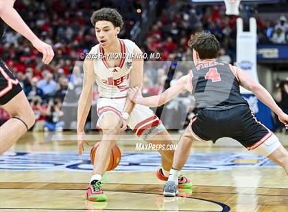 Thumbnail 1 in Fishers vs. Jeffersonville (IHSAA 4A Final) photogallery.