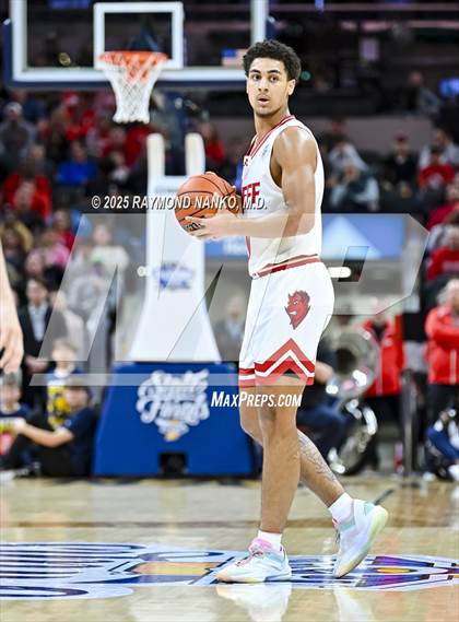 Thumbnail 3 in Fishers vs. Jeffersonville (IHSAA 4A Final) photogallery.