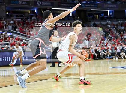 Thumbnail 2 in Fishers vs. Jeffersonville (IHSAA 4A Final) photogallery.