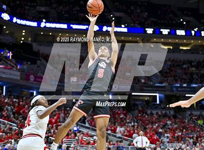Thumbnail 3 in Fishers vs. Jeffersonville (IHSAA 4A Final) photogallery.