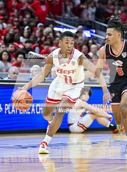Thumbnail 1 in Fishers vs. Jeffersonville (IHSAA 4A Final) photogallery.