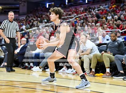 Thumbnail 2 in Fishers vs. Jeffersonville (IHSAA 4A Final) photogallery.