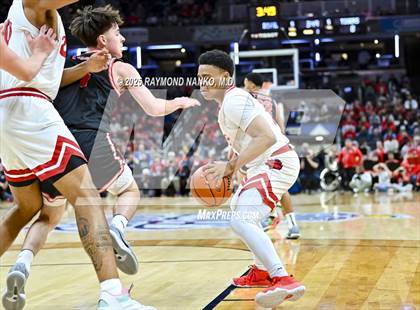 Thumbnail 2 in Fishers vs. Jeffersonville (IHSAA 4A Final) photogallery.