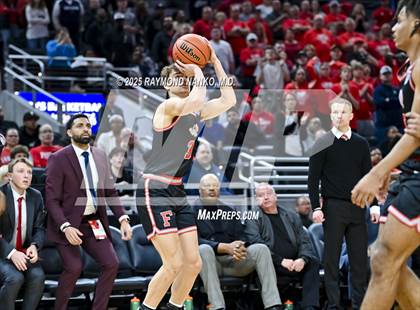 Thumbnail 3 in Fishers vs. Jeffersonville (IHSAA 4A Final) photogallery.