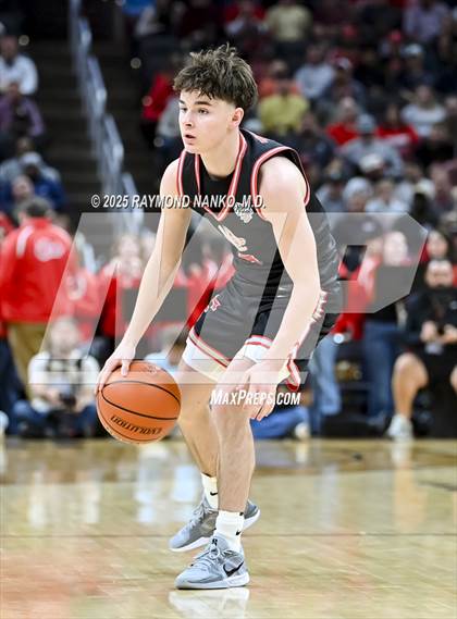 Thumbnail 2 in Fishers vs. Jeffersonville (IHSAA 4A Final) photogallery.