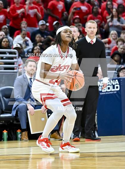 Thumbnail 3 in Fishers vs. Jeffersonville (IHSAA 4A Final) photogallery.