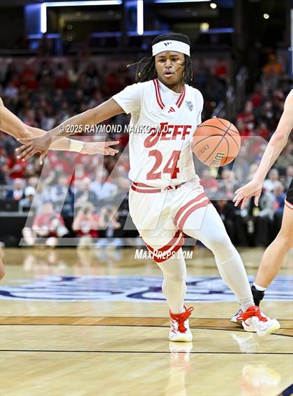 Thumbnail 2 in Fishers vs. Jeffersonville (IHSAA 4A Final) photogallery.