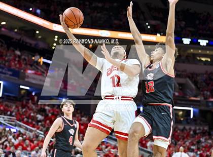 Thumbnail 1 in Fishers vs. Jeffersonville (IHSAA 4A Final) photogallery.