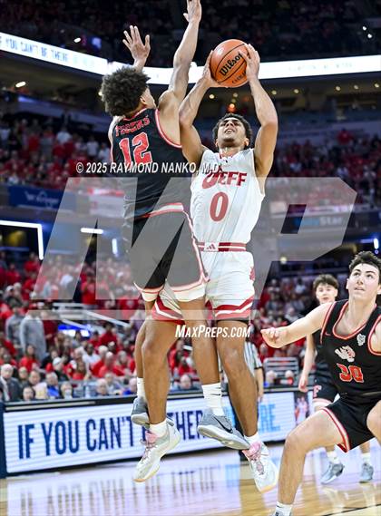 Thumbnail 2 in Fishers vs. Jeffersonville (IHSAA 4A Final) photogallery.
