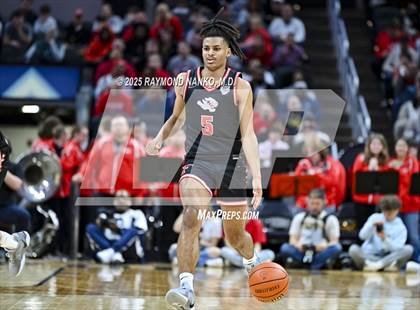 Thumbnail 2 in Fishers vs. Jeffersonville (IHSAA 4A Final) photogallery.