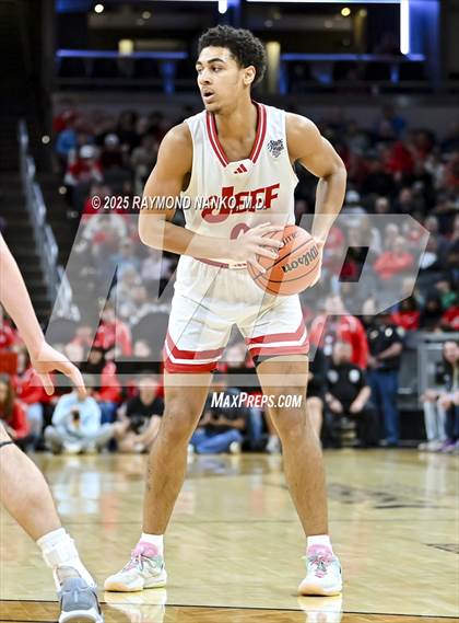 Thumbnail 3 in Fishers vs. Jeffersonville (IHSAA 4A Final) photogallery.