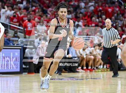 Thumbnail 2 in Fishers vs. Jeffersonville (IHSAA 4A Final) photogallery.