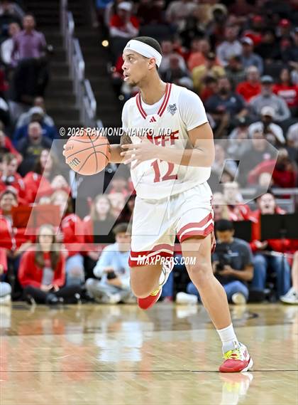 Thumbnail 3 in Fishers vs. Jeffersonville (IHSAA 4A Final) photogallery.