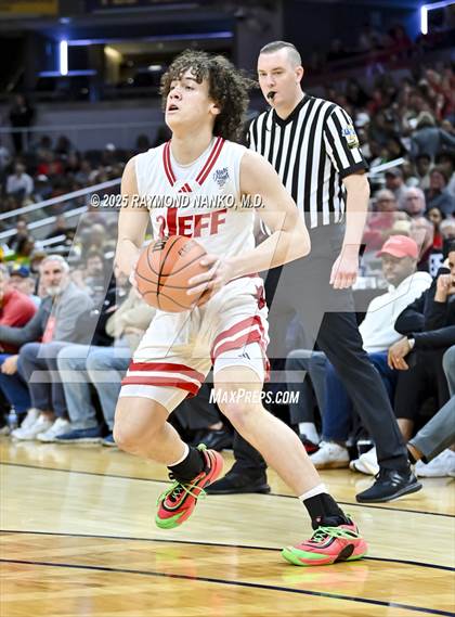 Thumbnail 2 in Fishers vs. Jeffersonville (IHSAA 4A Final) photogallery.