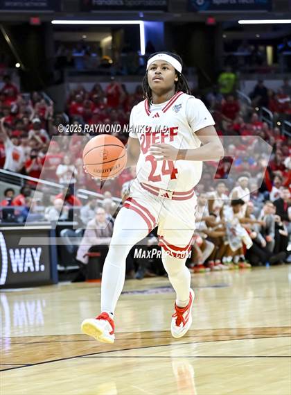 Thumbnail 2 in Fishers vs. Jeffersonville (IHSAA 4A Final) photogallery.