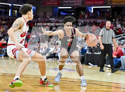 Thumbnail 3 in Fishers vs. Jeffersonville (IHSAA 4A Final) photogallery.