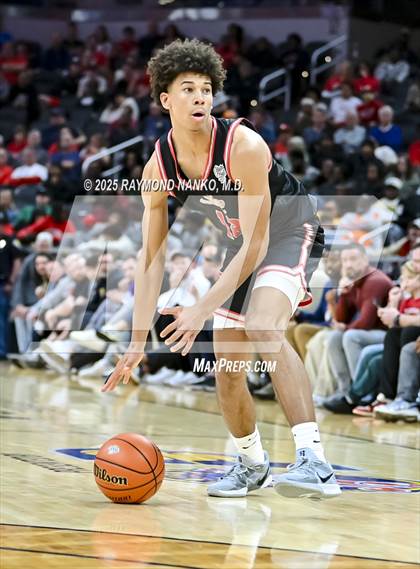 Thumbnail 1 in Fishers vs. Jeffersonville (IHSAA 4A Final) photogallery.