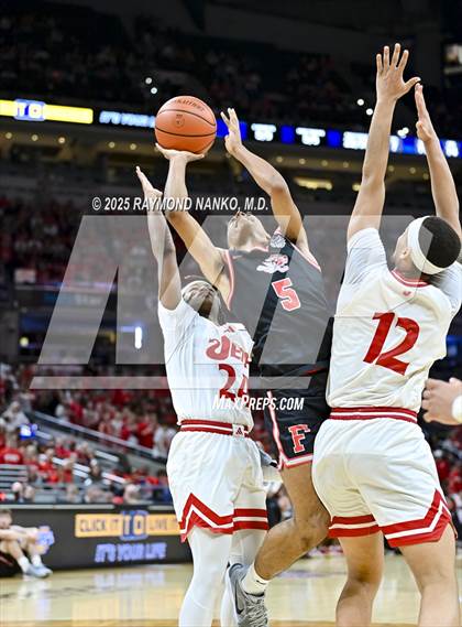 Thumbnail 2 in Fishers vs. Jeffersonville (IHSAA 4A Final) photogallery.
