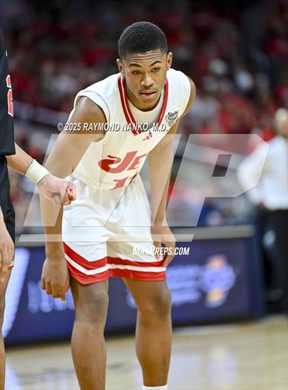 Thumbnail 2 in Fishers vs. Jeffersonville (IHSAA 4A Final) photogallery.