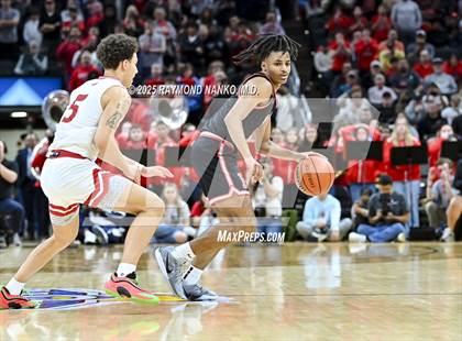 Thumbnail 2 in Fishers vs. Jeffersonville (IHSAA 4A Final) photogallery.