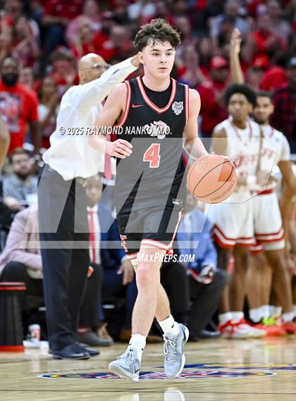 Thumbnail 1 in Fishers vs. Jeffersonville (IHSAA 4A Final) photogallery.