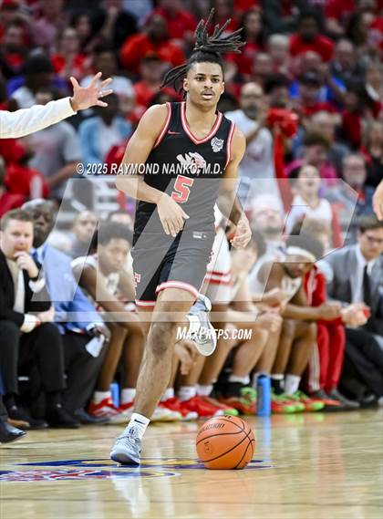 Thumbnail 2 in Fishers vs. Jeffersonville (IHSAA 4A Final) photogallery.